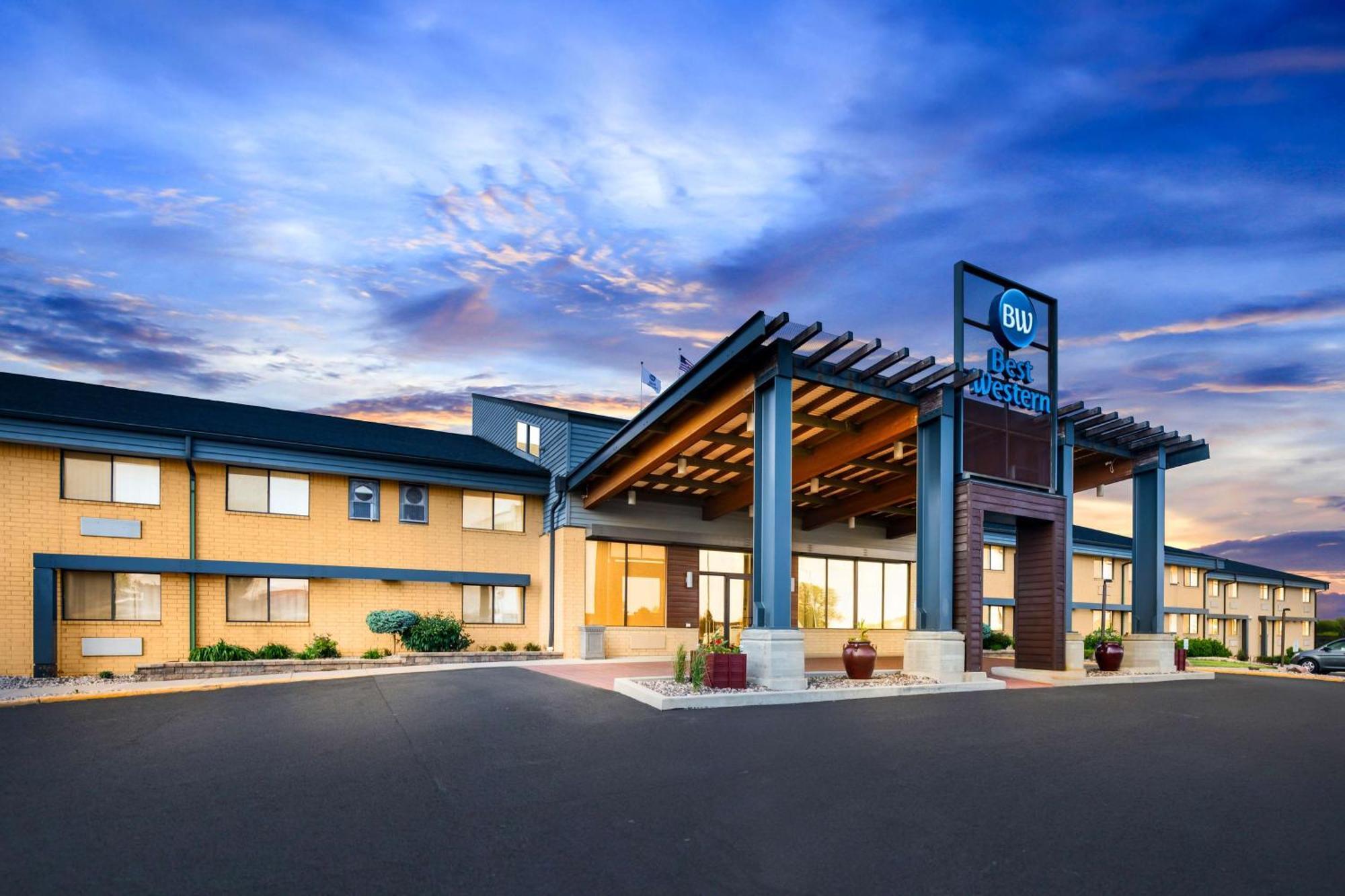 Best Western West Towne Suites Madison Eksteriør billede
